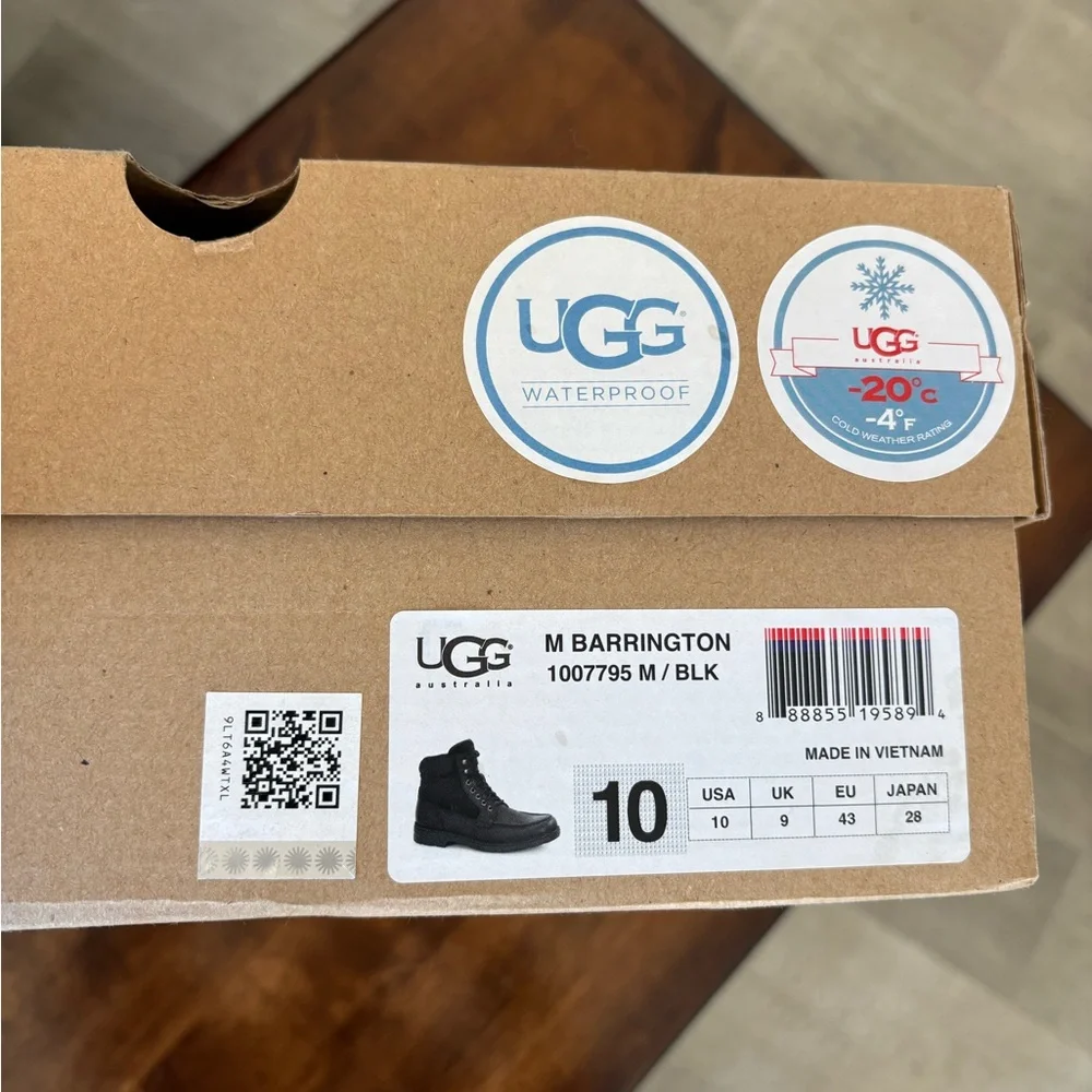 UGG Men's Black Boots - Picture 3 of 11